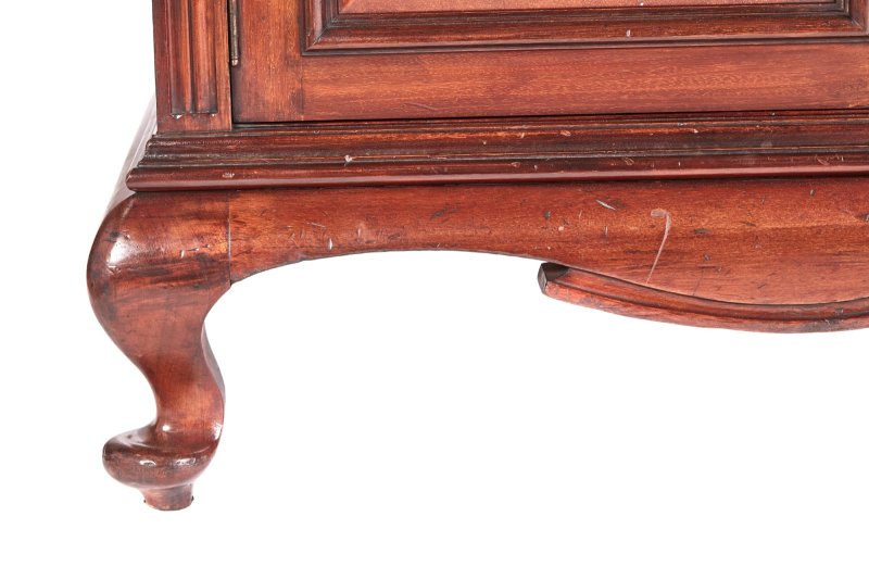 Quality Antique Carved Mahogany Sideboard by Maple & Co - Image 4